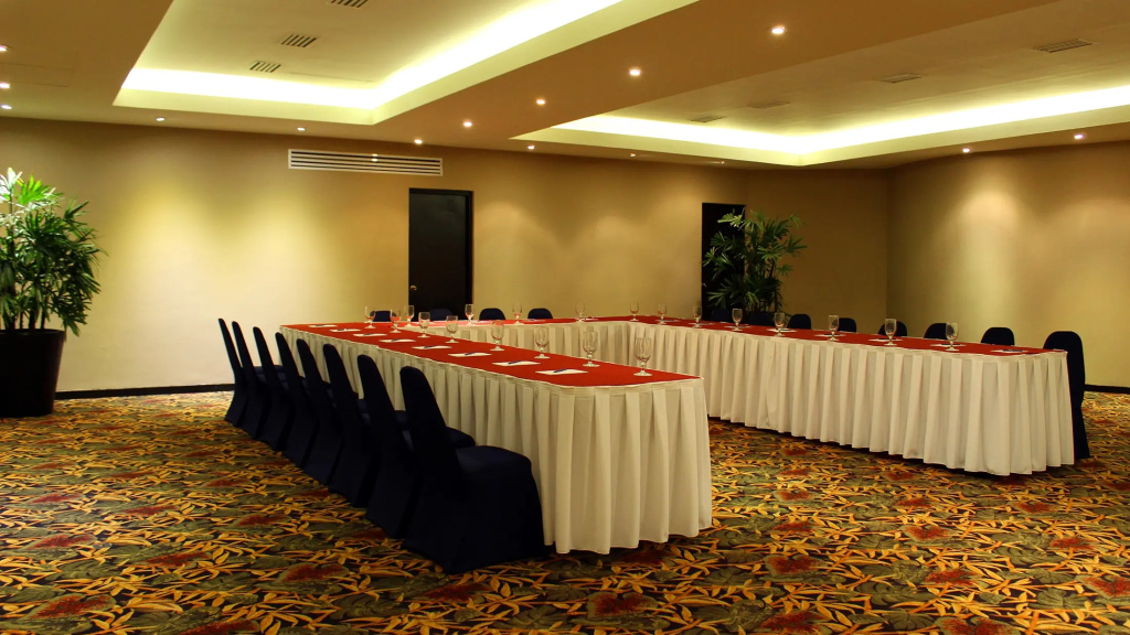 Seadust Cancún Beach Resort  All Inclusive