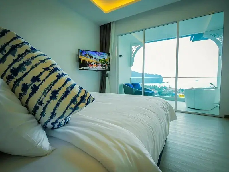 Executive Ocean Jacuzzi Double room (full double bed)