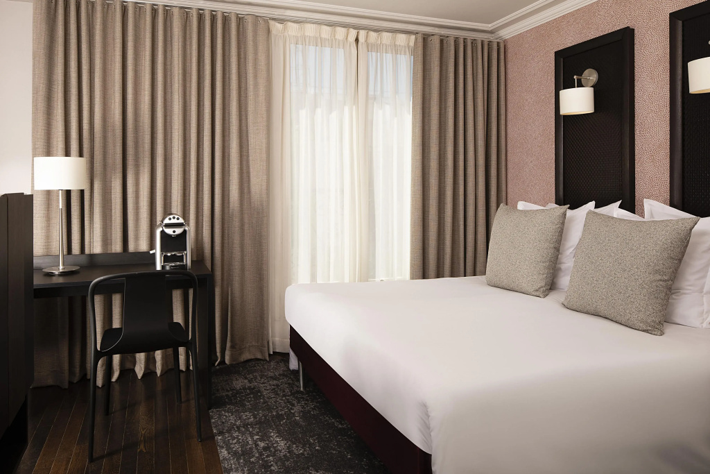Standard Double room (full double bed)