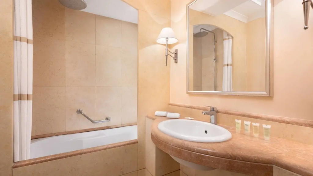 Courtyard by Marriott Rome Central Park - Chambres