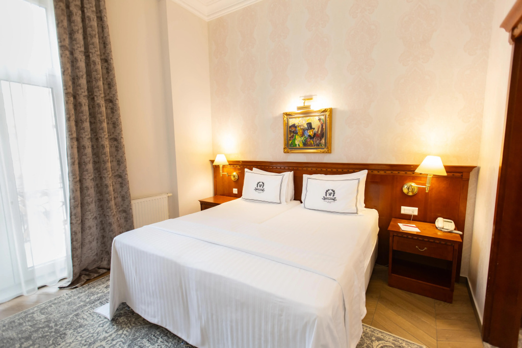 Standard Double room (twin beds)