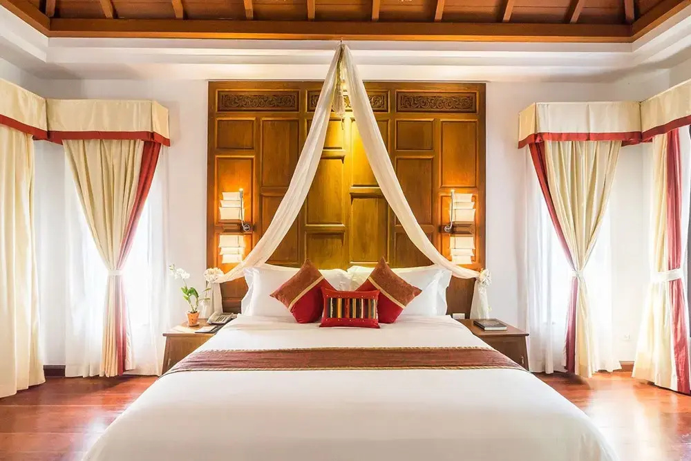 Royal Double Suite with sea view (full double bed)