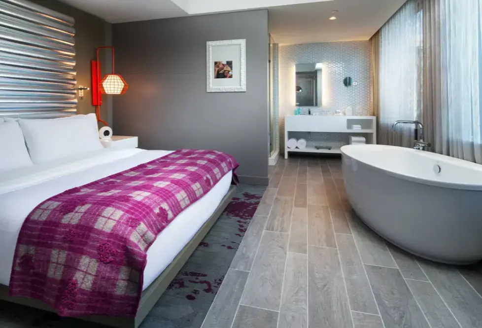 Urban Double Suite (full double bed)