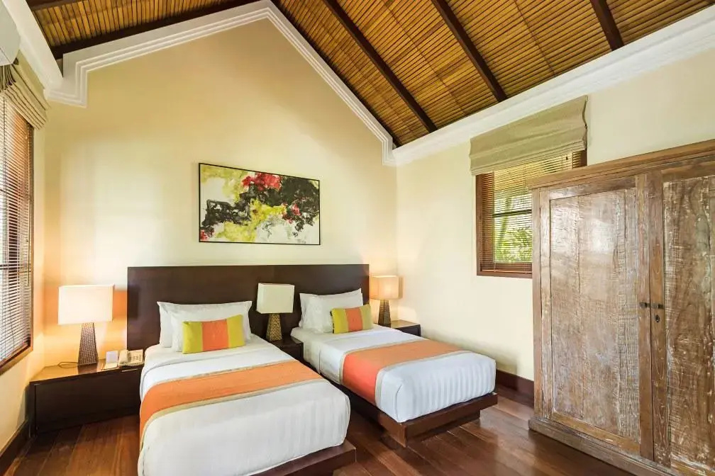 4 Bedrooms Pool Villa with ocean view