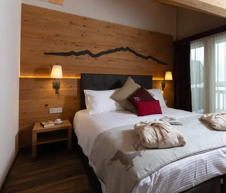 Hydro Double Suite (full double bed)