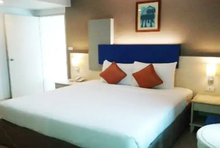 1 Bedroom Double Suite (full double bed)