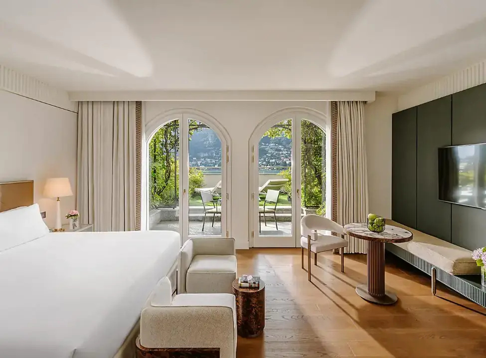 Vista Lago Double room (full double bed)