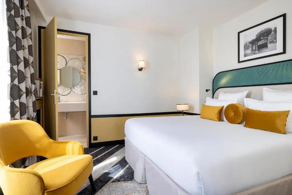 Hotel Aiglon 61