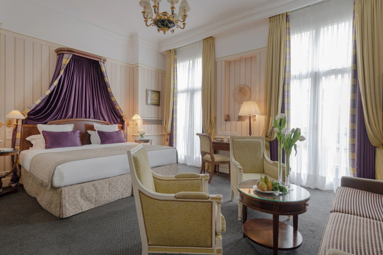 Napoleon Hotel 61