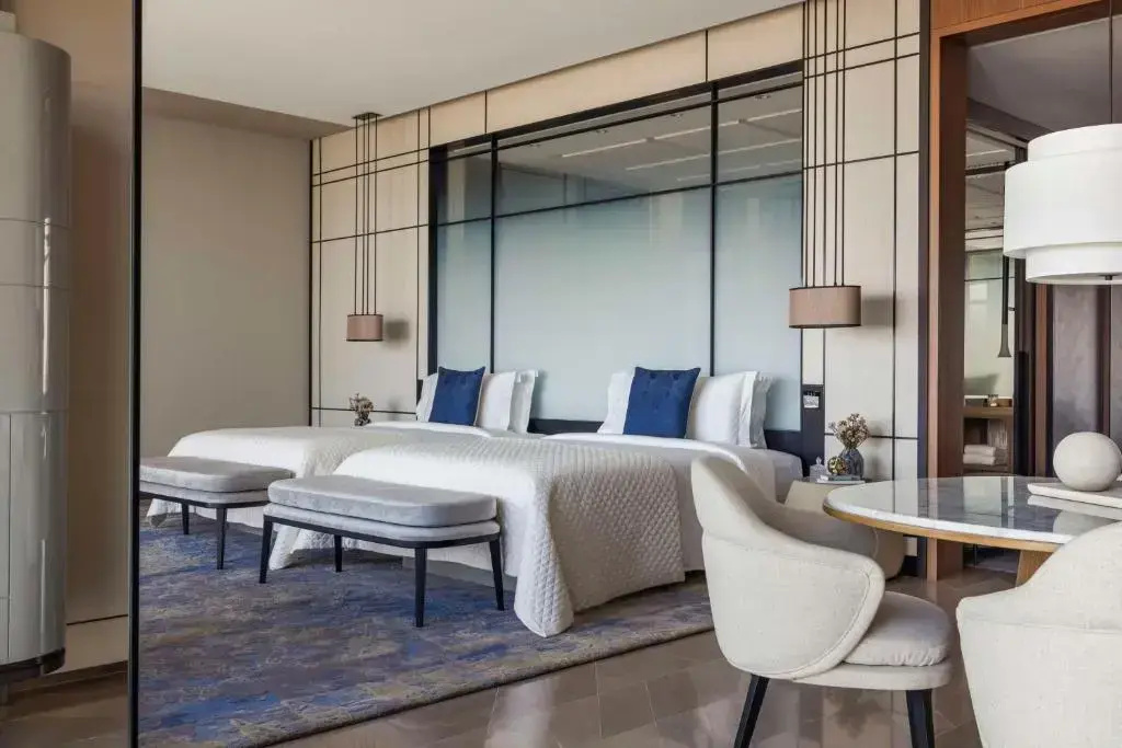 Grand Za'abeel Double room (twin beds)