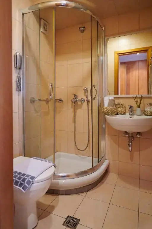 Crystal City Hotel - Général