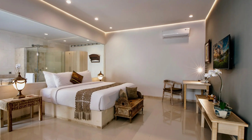 1 Bedroom Royal Double Pool Villa (full double bed)