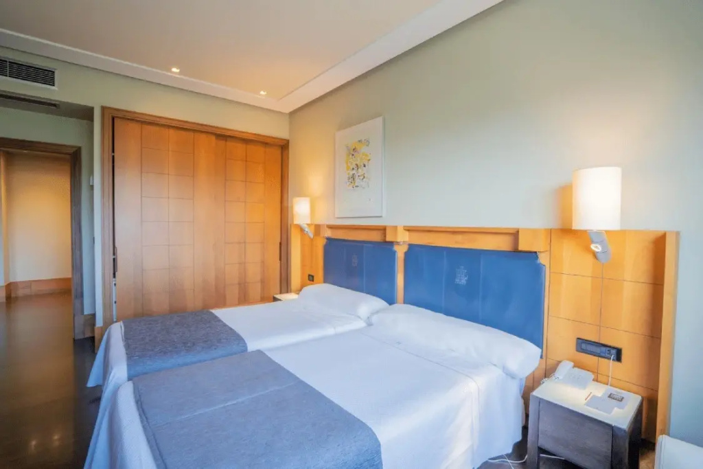 Gran Hotel Lakua - Chambres