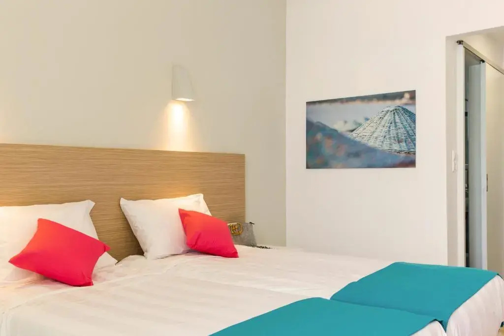 Triple room