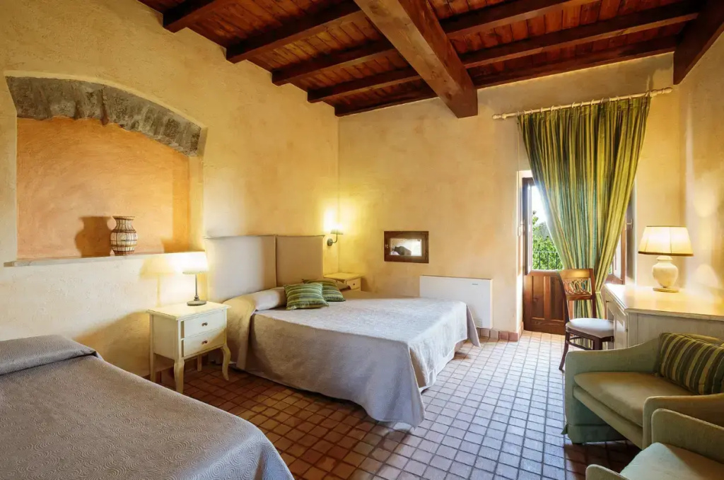 Family Triple room