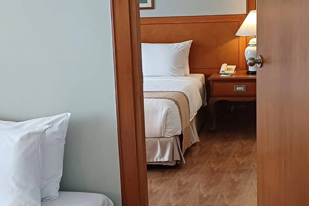 Номер Family с 2 комнатами в Bangkok Palace Hotel