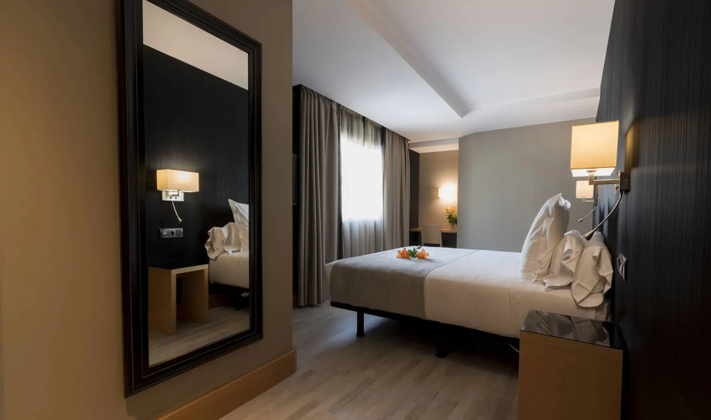 Hotel Plaza Coruña - Chambres