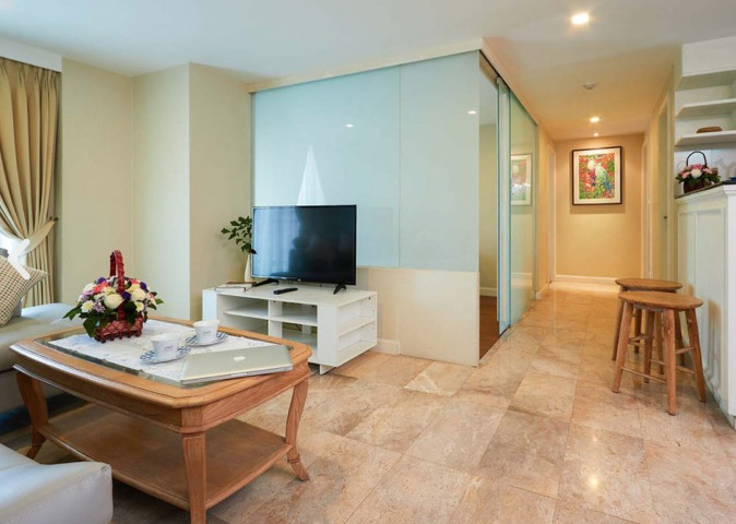 Люкс с 3 комнатами в Sabai Sathorn Service Apartment