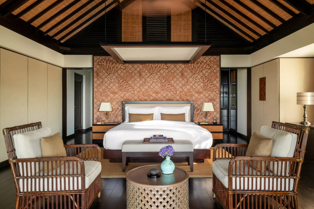 3 Bedrooms Pool Villa oceanfront