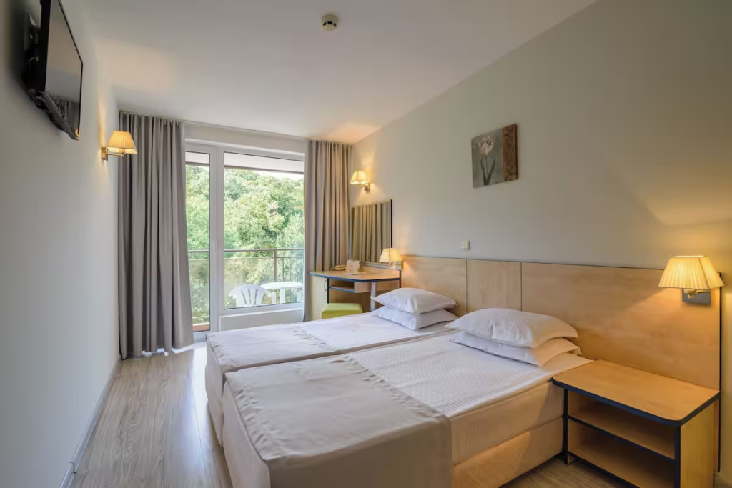Madara Park Hotel - Chambres