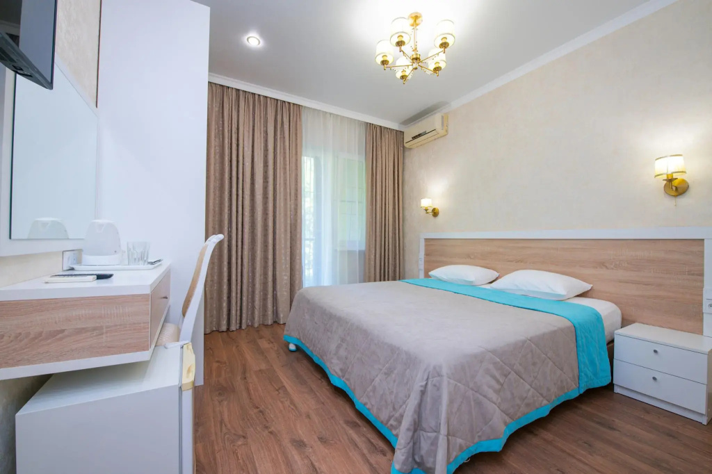 Standard No.3 Double room (full double bed)