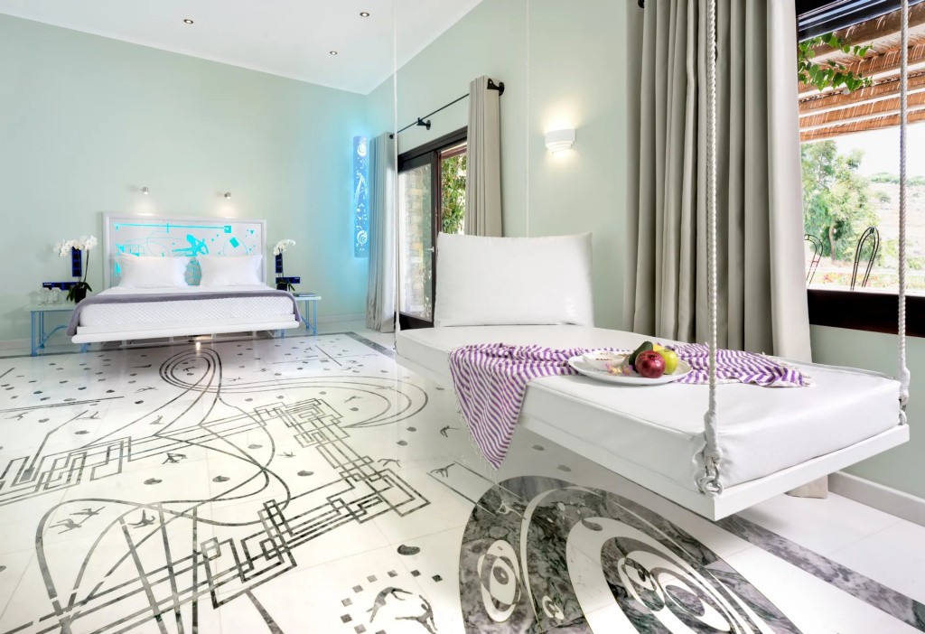 Double Suite with sea view (full double bed)