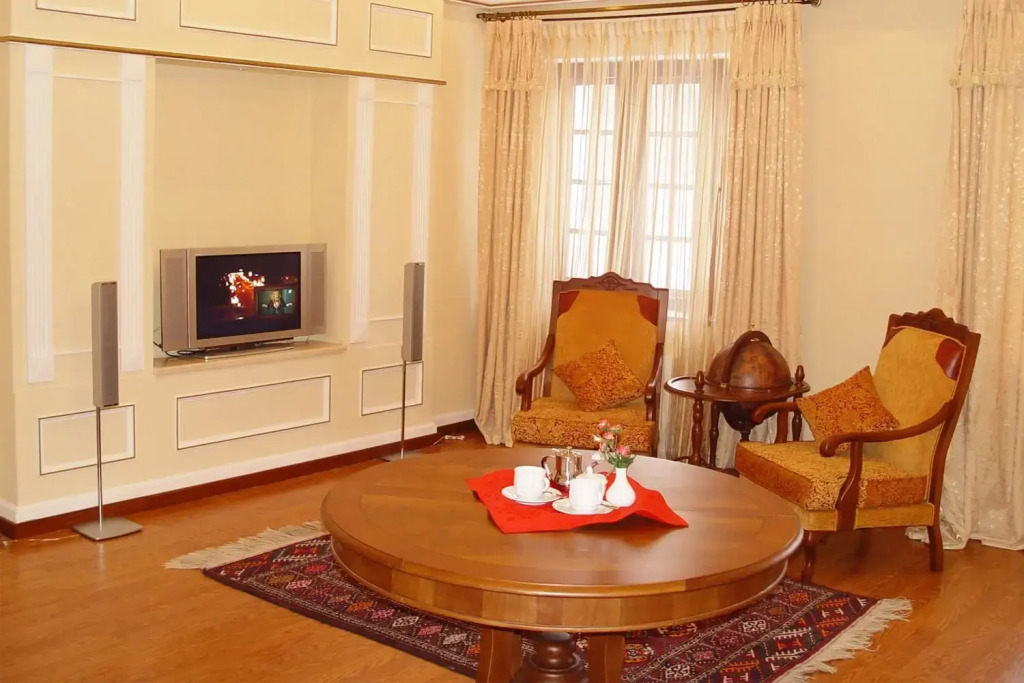 Двухместный люкс двуспальная кровать в Park Hotel Kokshetau