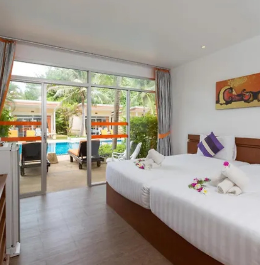 Deluxe Pool Access Villa