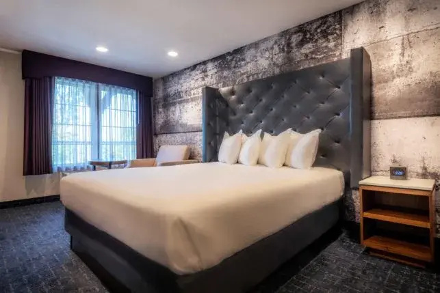 Anaheim Camelot Inn & Suites - Chambres