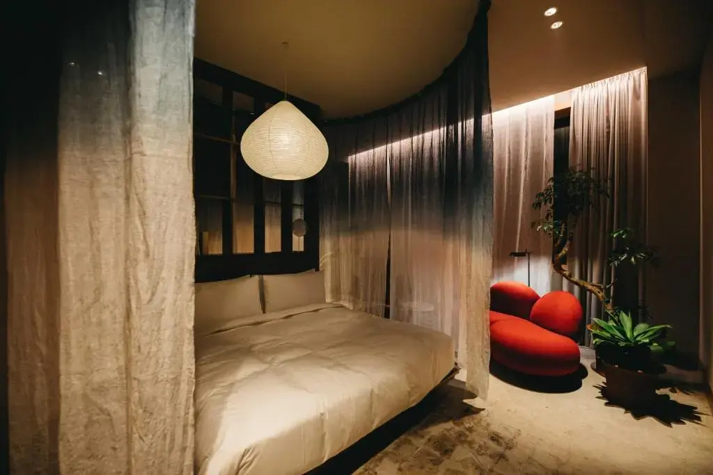 K5 Double room (full double bed)