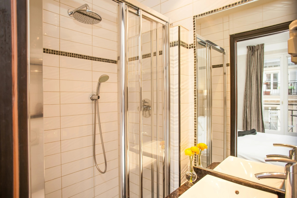 Hotel Europe Saint Severin Paris - Chambres