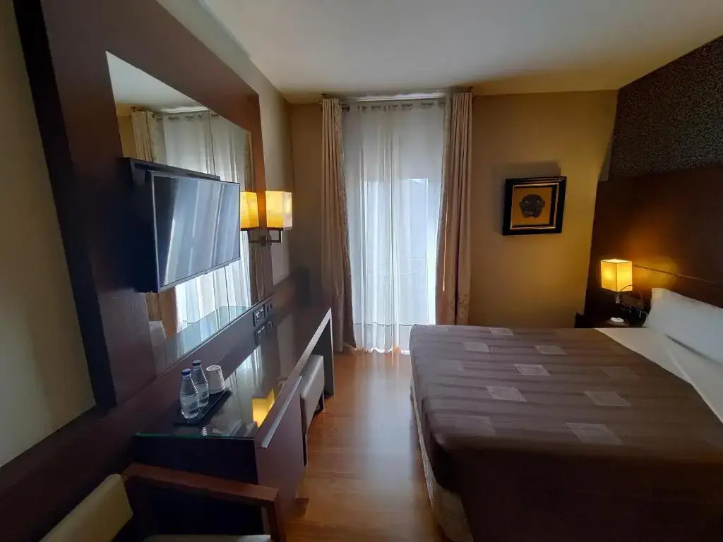 Hotel Barcelona Colonial - Chambres