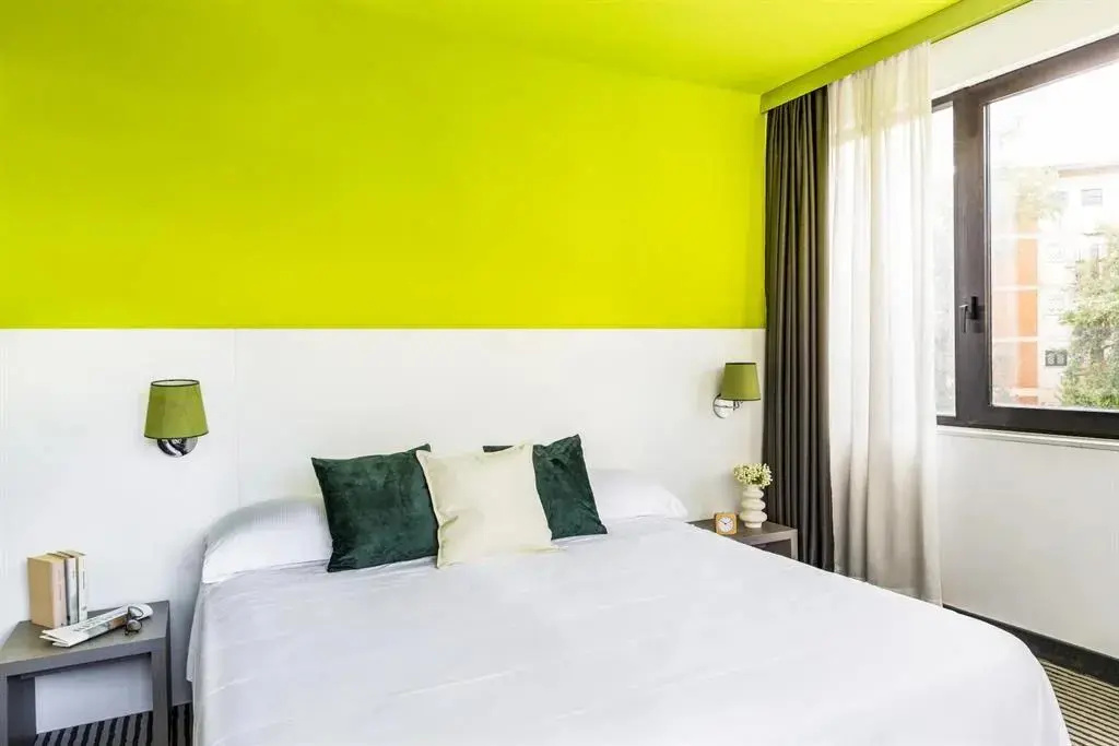 Premium Triple room