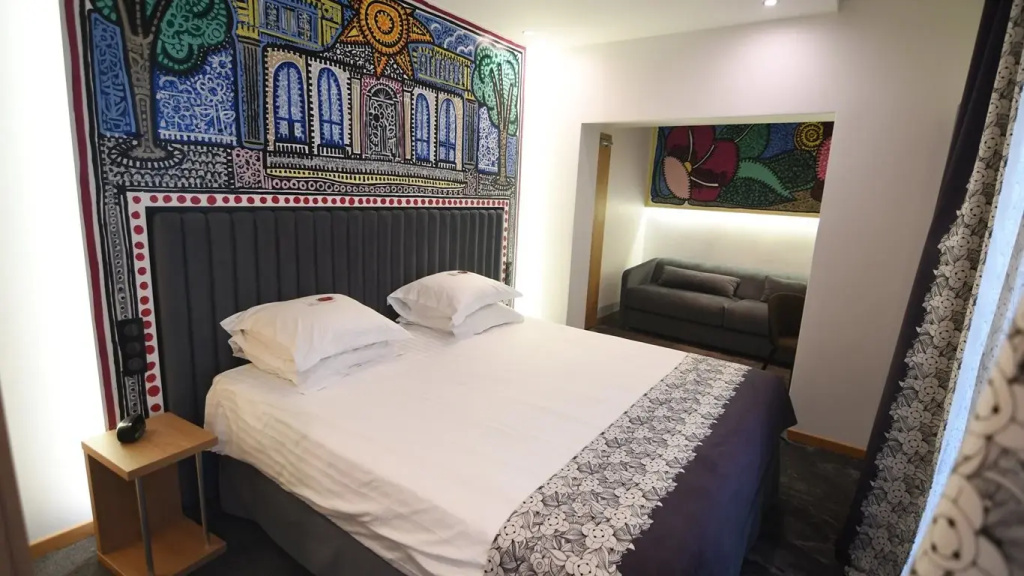 Superior Deluxe Double room (full double bed)
