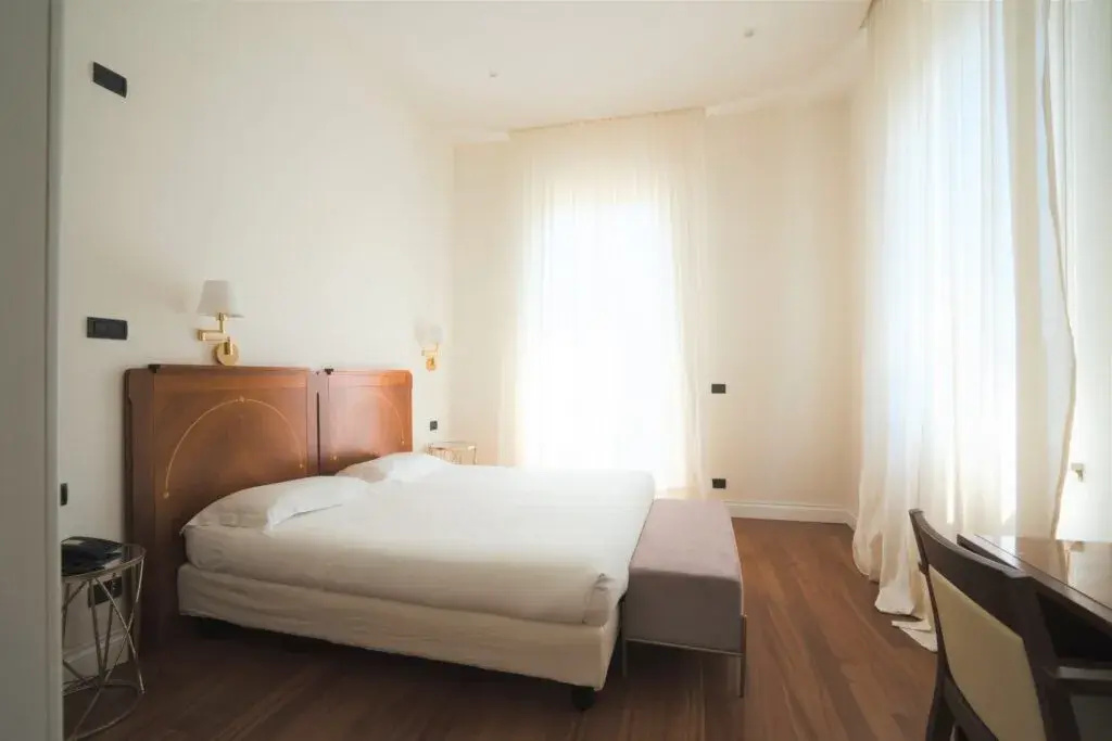 Rechigi Park Hotel - Chambres