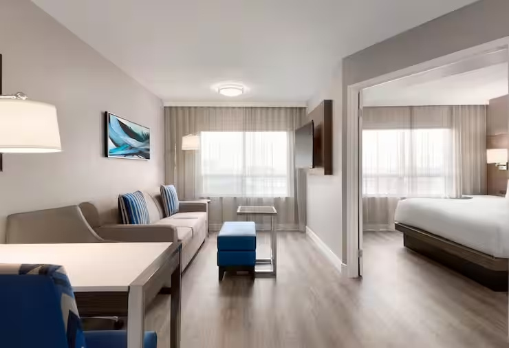 Embassy Suites by Hilton Toronto Airport - Chambres