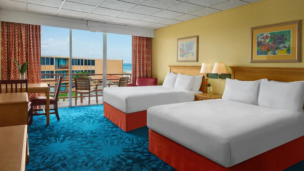 Room with balcony and Boulevard View