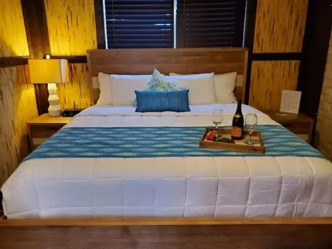 Sailfish Double room (full double bed)