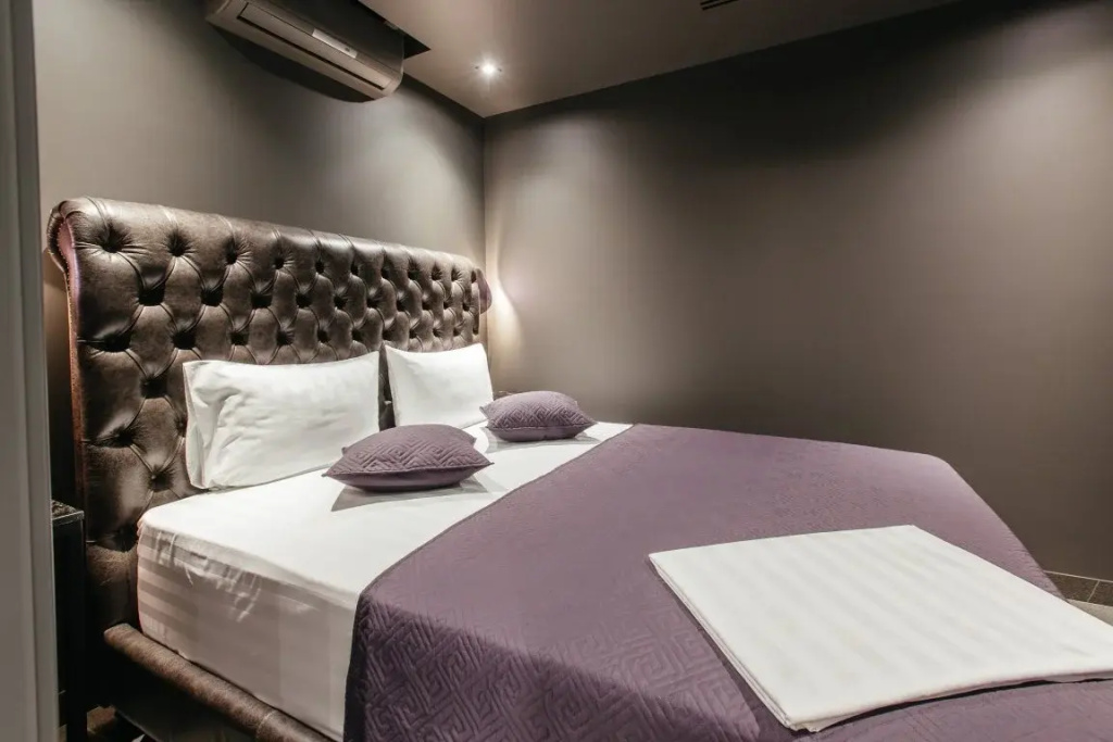 Stolitsa Butik-Hotel Room Type - Finnish Sauna and Big Pool Double Suite full double bed