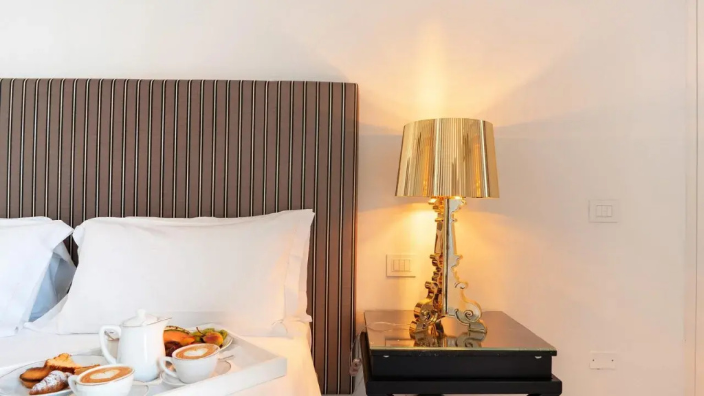 Glamour Double Suite (full double bed)