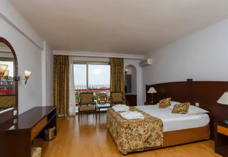 Standard Double room (full double bed)