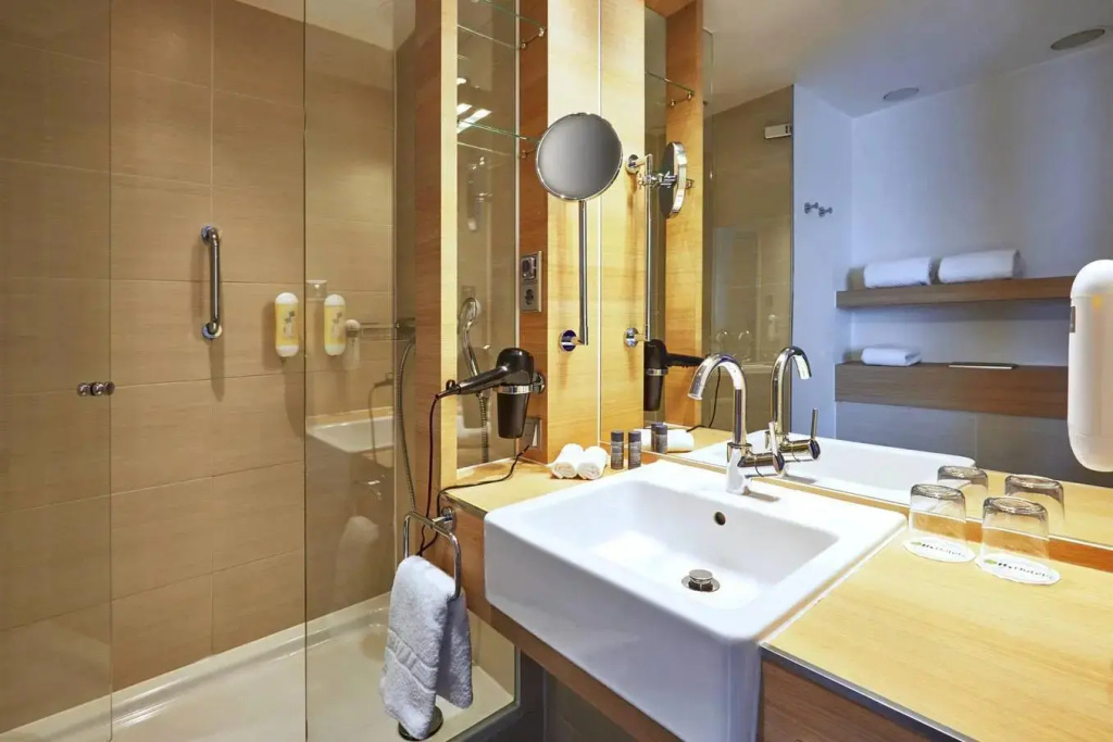 H+ Hotel Salzburg - Chambres