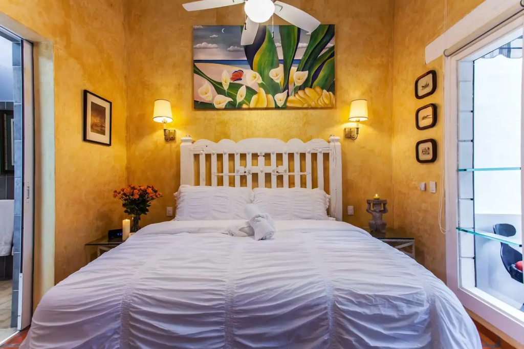 Gretal Double room (full double bed)