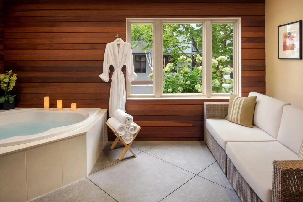 Spa Double Suite (full double bed)