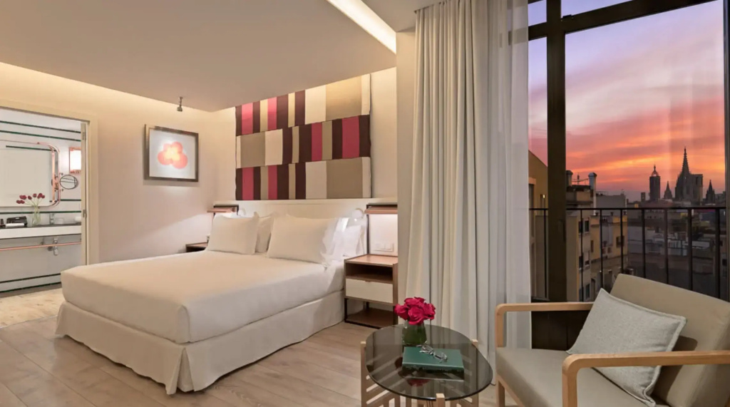 Double Suite (full double bed)