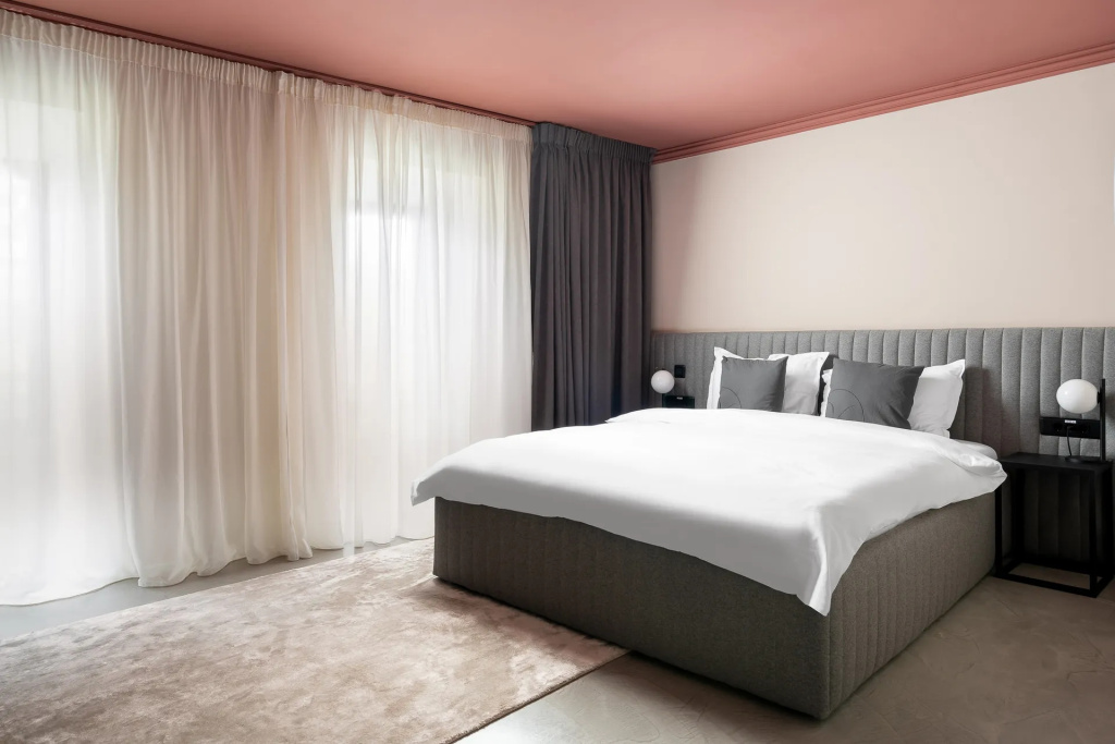 2 Bedrooms Conference Apartment with balcony