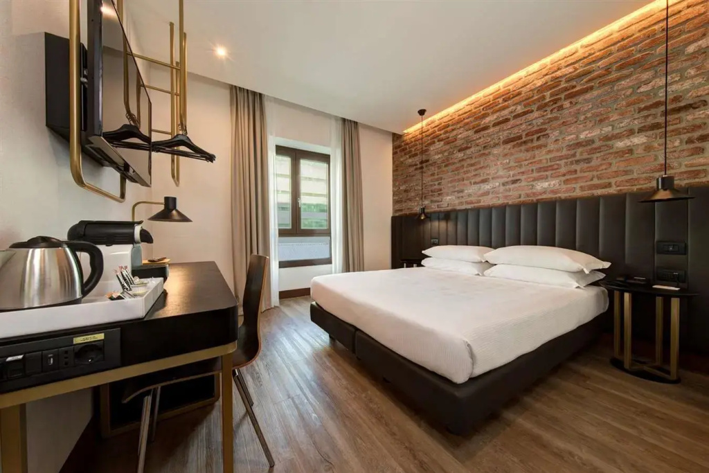 Superior Connecting Quadruple room