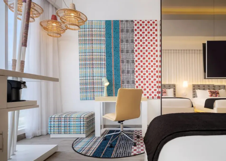 Deluxe Double room with city view (twin beds)