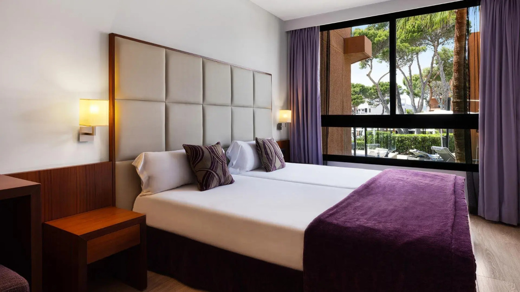 Select Double Junior Suite (twin beds)