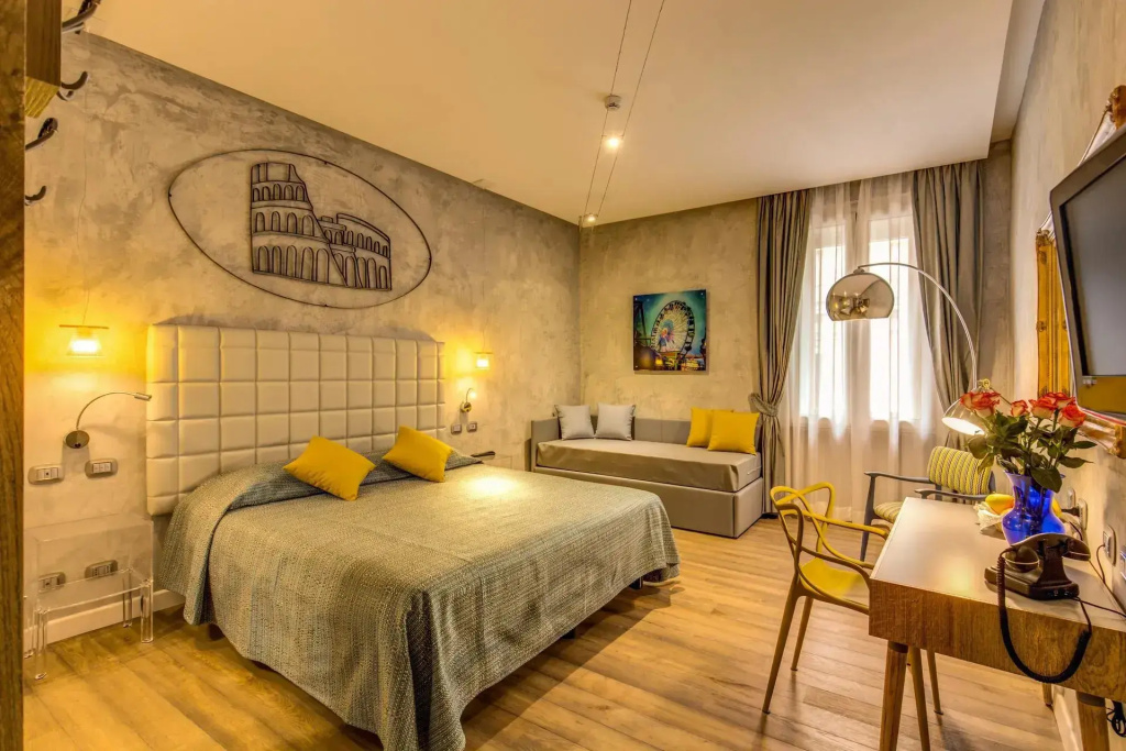 Deluxe Standard Quadruple room